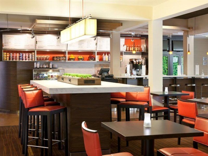 Courtyard By Marriott Tucson Williams Centre Hotel Exterior foto